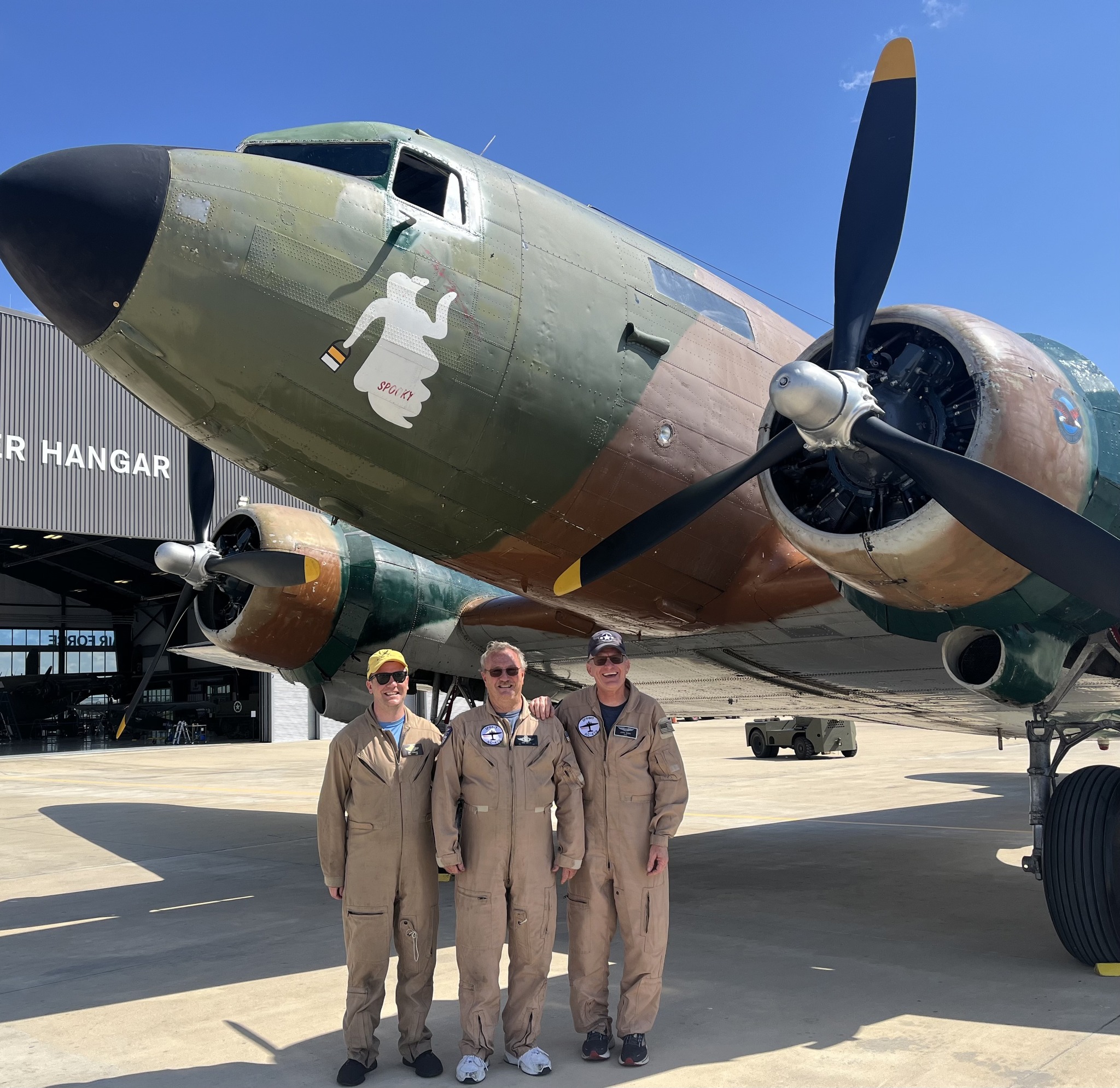 Photo of GCW AC-47 crew
